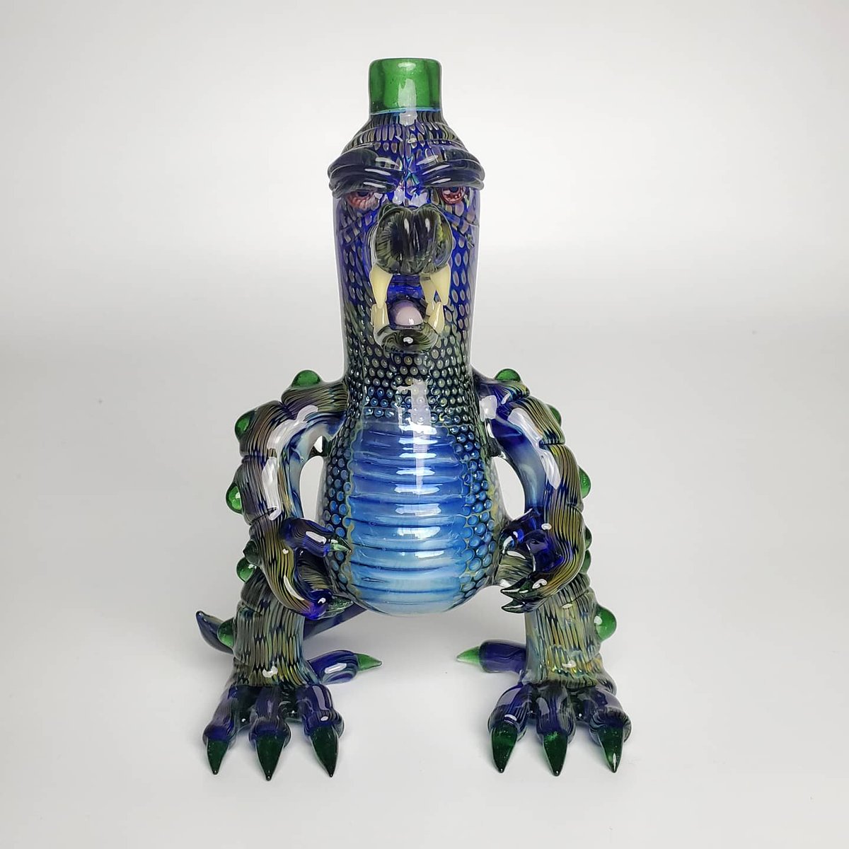 AaronUGlass's tweet image. Snake Skin Gator collab with Firekist Glass. Comes with matching bubble cap and hardcase. Available, thanks for looking 🤙🐊💨