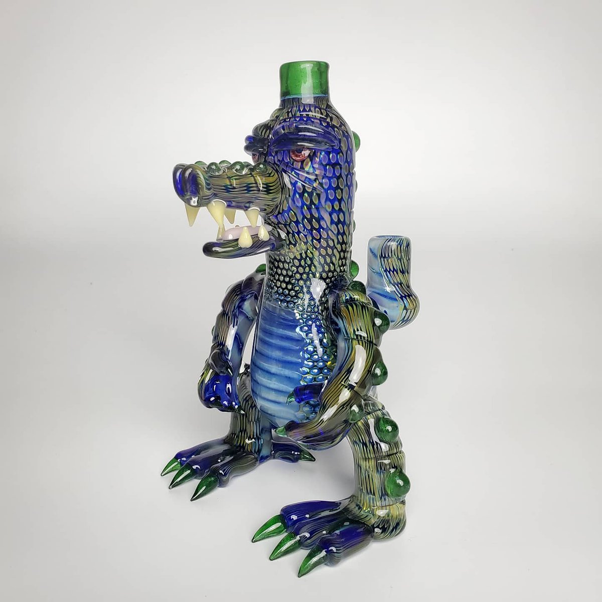AaronUGlass's tweet image. Snake Skin Gator collab with Firekist Glass. Comes with matching bubble cap and hardcase. Available, thanks for looking 🤙🐊💨