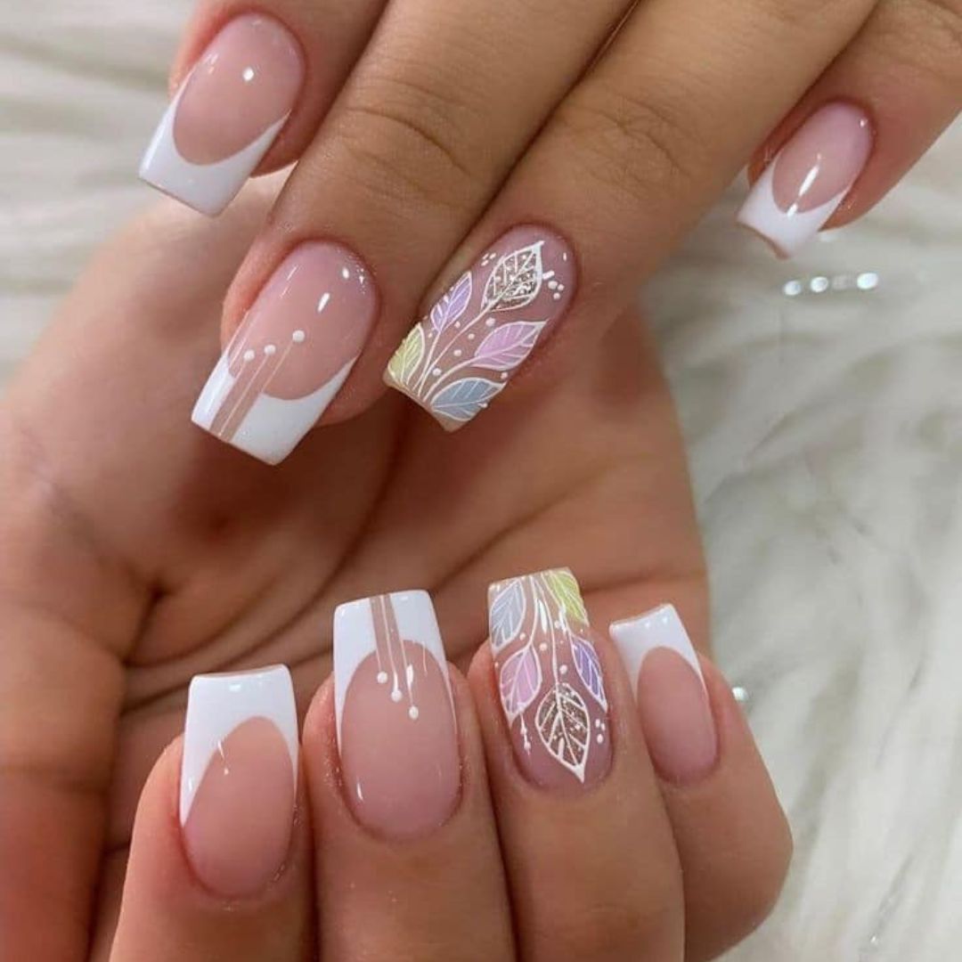 Chic short nails that never go out of fashion 💫
#nailswag #manicure #prettynails #nailcare #shortnails #nailaddict #ropacool57 #ropa_cool_57