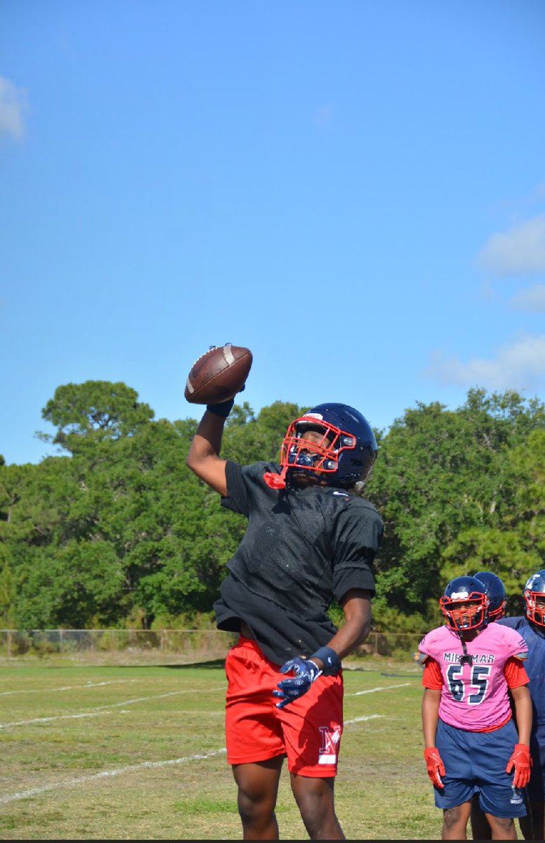 Kmoore1_'s tweet photo. 1 week until jamboree https://t.co/VmNEKMeV5e