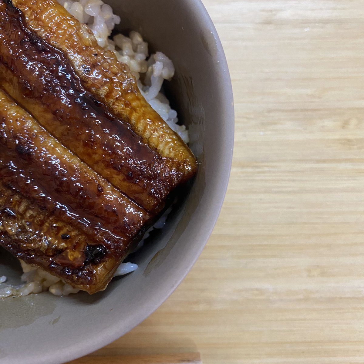 うな丼でパワーチャージ💪

和歌山県有田市のふるさと納税のかわすいのうなぎ美味しかった😚
量とクオリティと寄付金額のバランスがとても良い。かわすいは贈答用にも使ったことあるお店だから信頼してる🎁

国産うなぎ蒲焼きカット500gセット satofull.jp/products/detai…