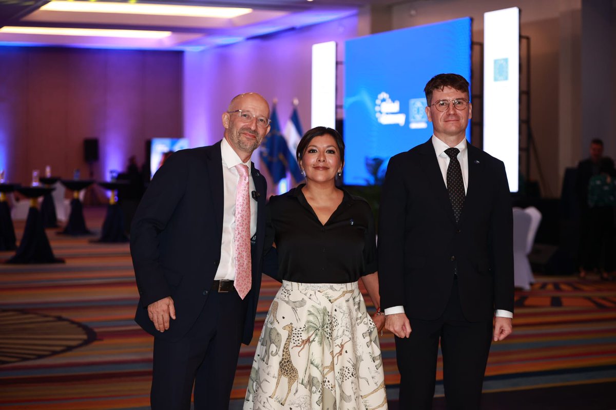 Unión Europea en El Salvador tweet media
