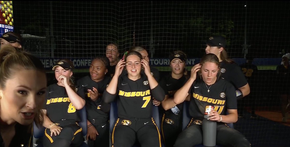 What the food in the microwave sees @MizzouSoftball @SECNetwork