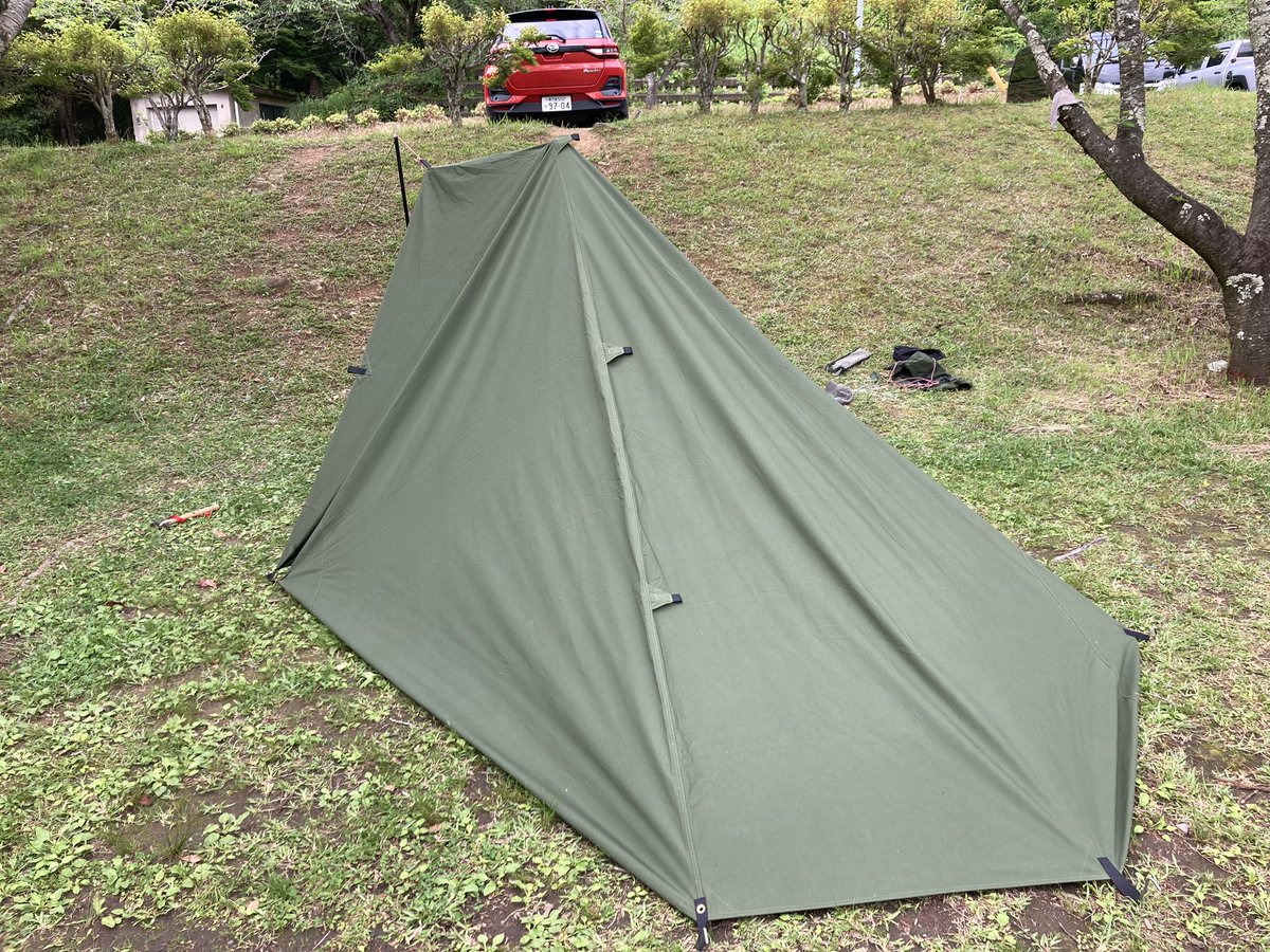9JIXFqXYxolJ5sl's tweet photo. YouTuberの
@Mas_CampingUK さん考案の
タープの張り方 MAS3W
試し張りしてみました。
クローズとオープンの実用性もあり
無骨感もあってめっちゃいいです!
#MAS3
#タープ泊
#TCタープ
#ソロキャン https://t.co/UA4FFHhh44
