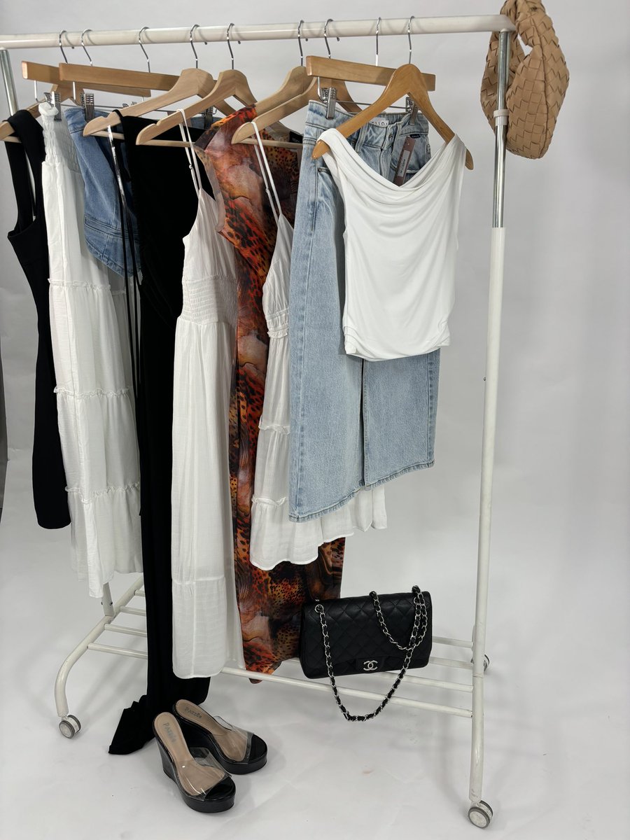 lesliesthread's tweet photo. Friday new arrivals 🌹 https://t.co/Non1gzTeds