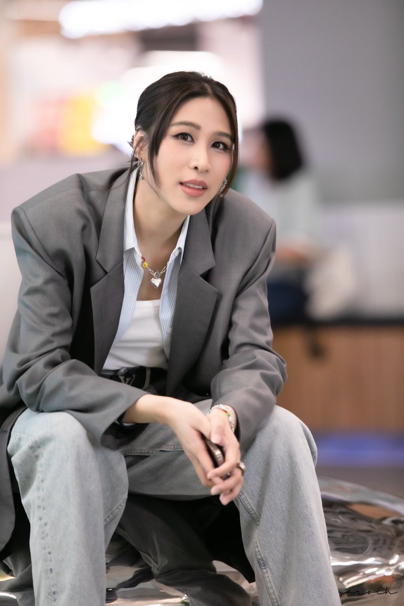 Sarochj's tweet photo. น่าร๊ากกกกก #TeamAIMazing https://t.co/J4VUtzDCuD