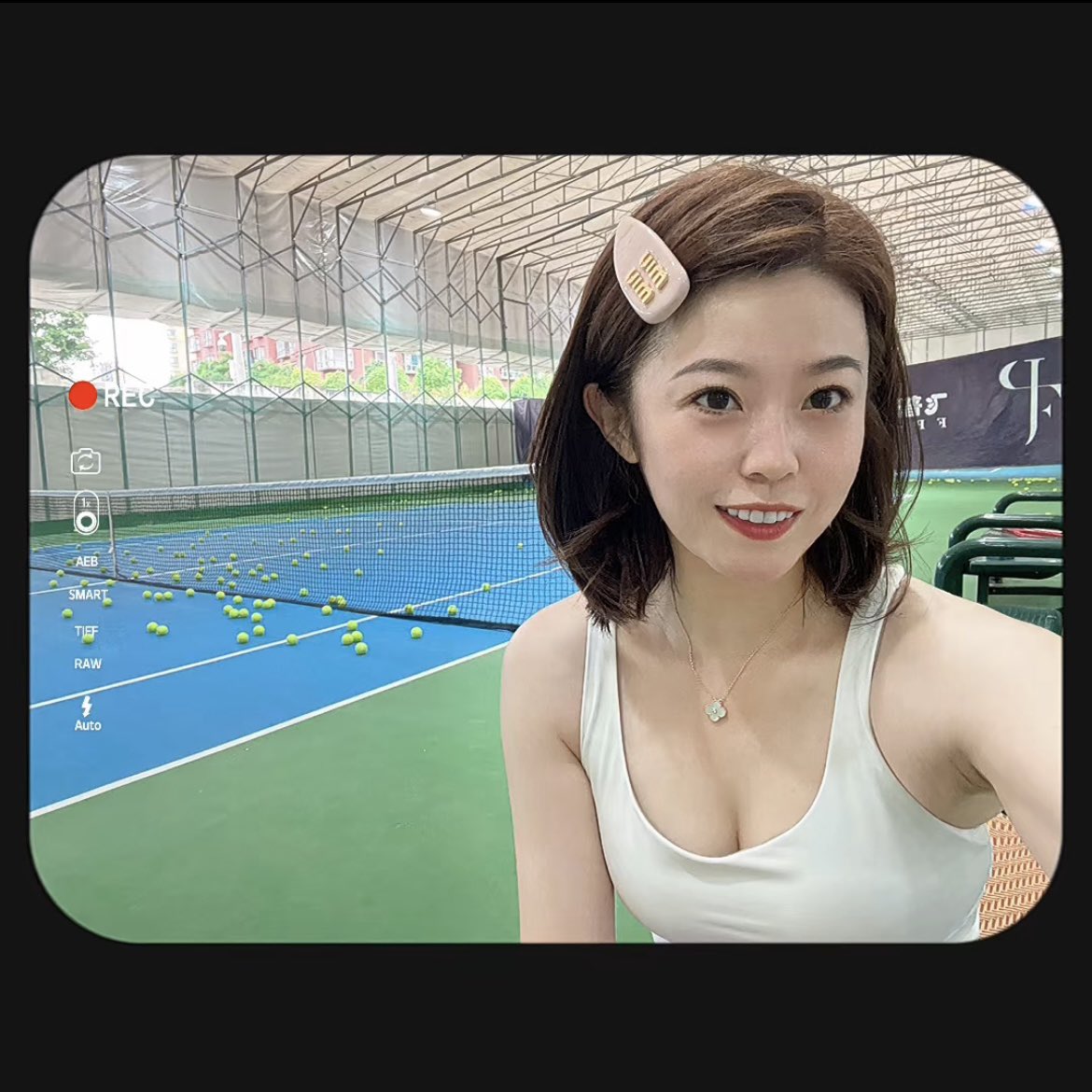 【网友投稿 No.752】超级撩人的少妇姐姐，有人喜欢的话可以慢慢发  #眼镜娘 #眼镜妹 #投稿 #反差 #投稿曝光 #女友 #女友分享 #女友系列 #女同学 #女同事 https://t.co/wWxA1mqnHL