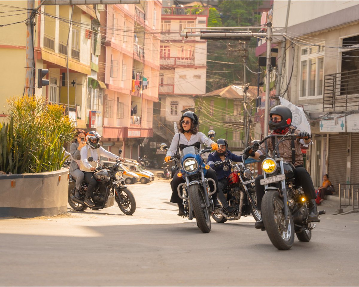 DGR 2024 is right around the corner! Ready yourself, as hundreds-of-thousands of gentlefolk unite on the same day around the world, in a dapper display for men's health!

🌎 Aizawl, India
📸 Jon Mizo Visuals

#SideBySideWorldwide #DGR2024 #RideDapper #gentlemansride #menshealth