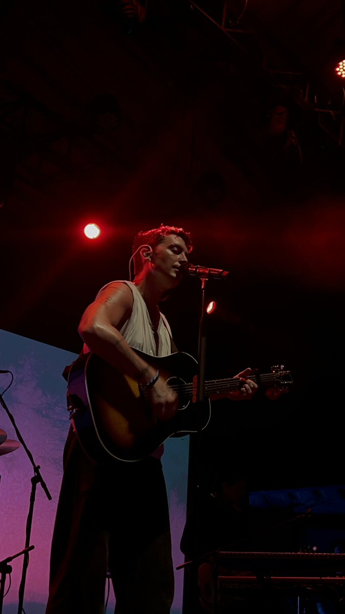 mutualwt's tweet image. Thank you for this incredible night in Rio!! I hope to see you soon 🤍@thisisLANY @pauljasonklein