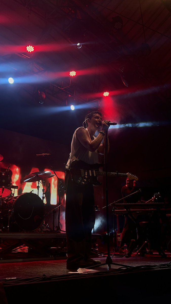 mutualwt's tweet image. Thank you for this incredible night in Rio!! I hope to see you soon 🤍@thisisLANY @pauljasonklein