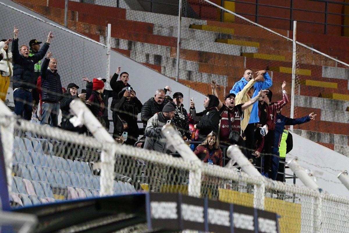 ¡Qué triunfo, <a href="/clublanus/">Club Lanús</a>! Con autoridad y puntos destacados, gran victoria de visitante y en la altura. Cada día más cerca de cumplir el primer objetivo en la <a href="/Sudamericana/">CONMEBOL Sudamericana</a>. Felicitaciones a los muchachos. ¡Ahora a debutar de la mejor manera este domingo en el torneo local! 🇱🇻⚽️