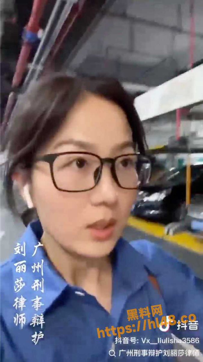 yang20210418's tweet photo. 三百人的淫乱，求现场视频
给家人们展示一波三百人的淫乱有多么的精彩～一种男女全裸聚齐酒家内进行三百人的叠叠乐相当炸裂，看这情景就如同是婚礼一般炸裂，但是他们全都是全裸出场，个个坐好位置等待领头人的安排～这是准备吃完席就开干么？！白花花的一片场面极其的壮观！且还有领头人现场解说！ https://t.co/x9DeGvOAYJ
