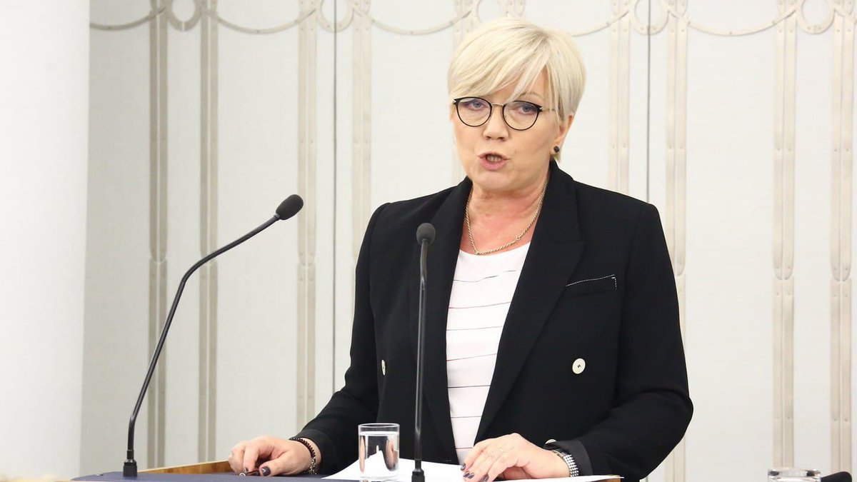 Dzień dobry 🇵🇱🇪🇺

„Zakazuje wszelkie wyciąganie brodów PiS”
Julia Przyłębska 

#PisowskiZdrajca