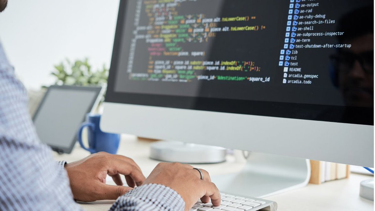 killercoder_io's tweet image. Test your PHP proficiency with KillerCoder's tests for Middle PHP Developers. Elevate your coding skills and unleash your potential. ➡️ killercoder.io/en/programming…
#PHP #MiddleDeveloper #CodingTests #SkillAssessment #SkillTesting #CodeTesting #KillerCoder #TechTalent #ProgrammerLife