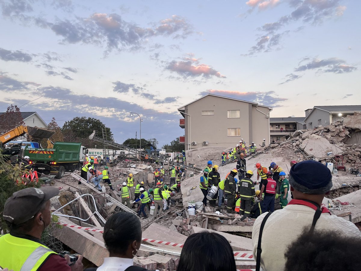 News just in: a hospitalised patient has died after succumbing to injuries. This now brings the number of deceased people to 9. The rescue operation has hit a snag, the last retrieval was on Wednesday #GeorgeBuildingCollapse