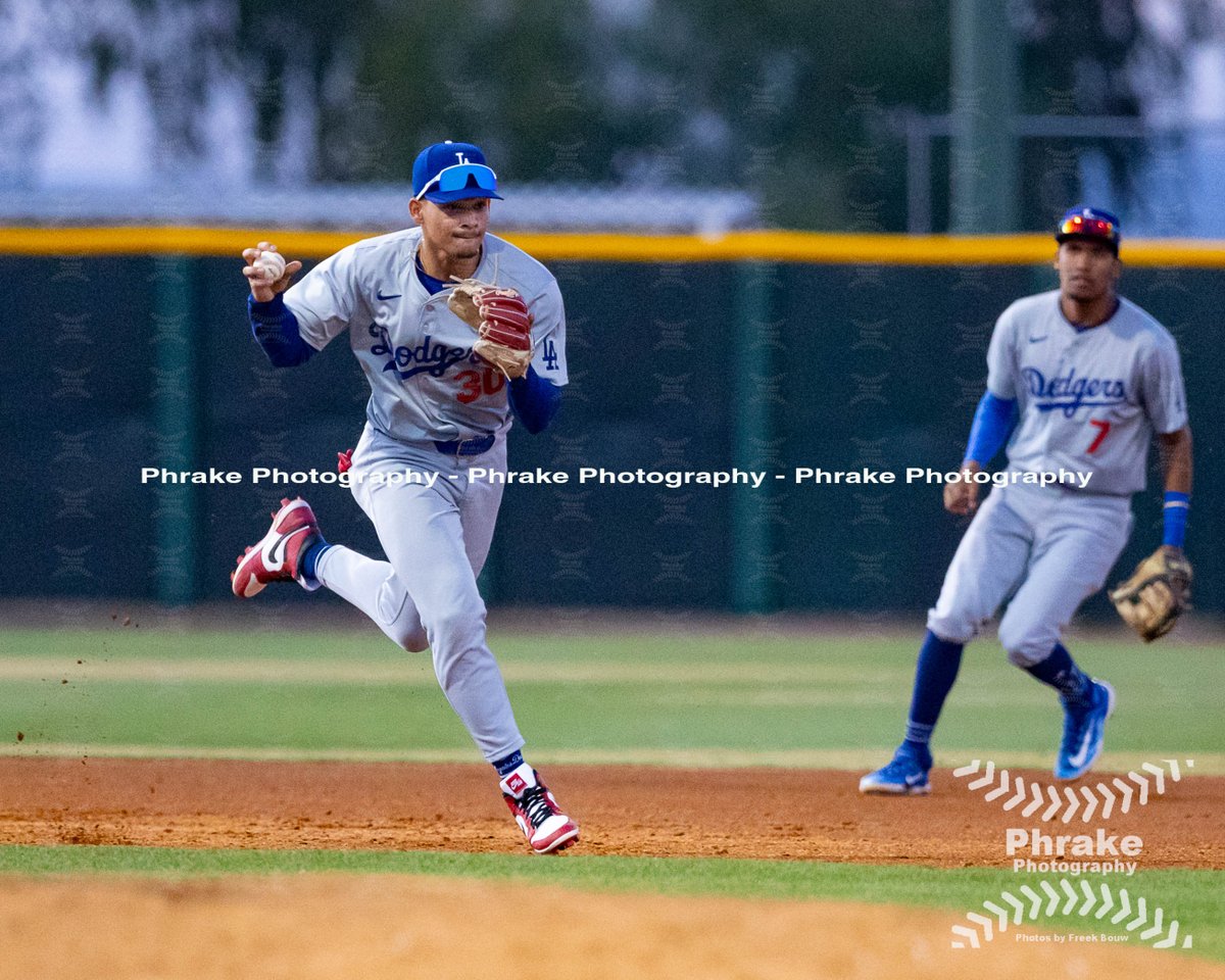 Hey @Dodgers promote this guy already! Alexander Albertus 3B Dodgers Aruba @eltiburon_88 #losangelesdodgers #LetsGoDodgers📷 #dodgers #SiempreLA #AlwaysLA #dodgersmilb #itfdb @FutureDodgers @DodgerFarm @dodger_daily @BaseballAruba @HonkbalSoftbal