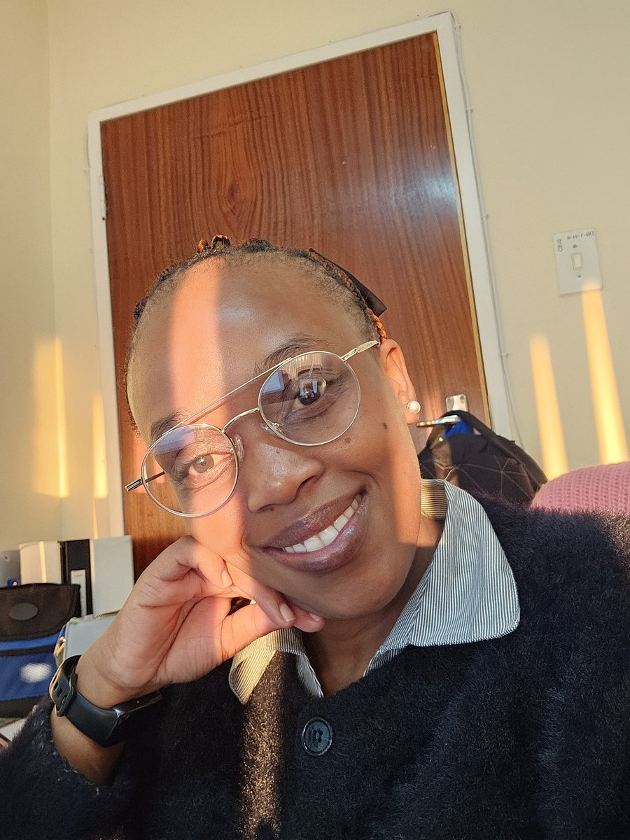 koketsoLT's tweet photo. Don't cheat,post your last selfie https://t.co/0i6Pke1zNH