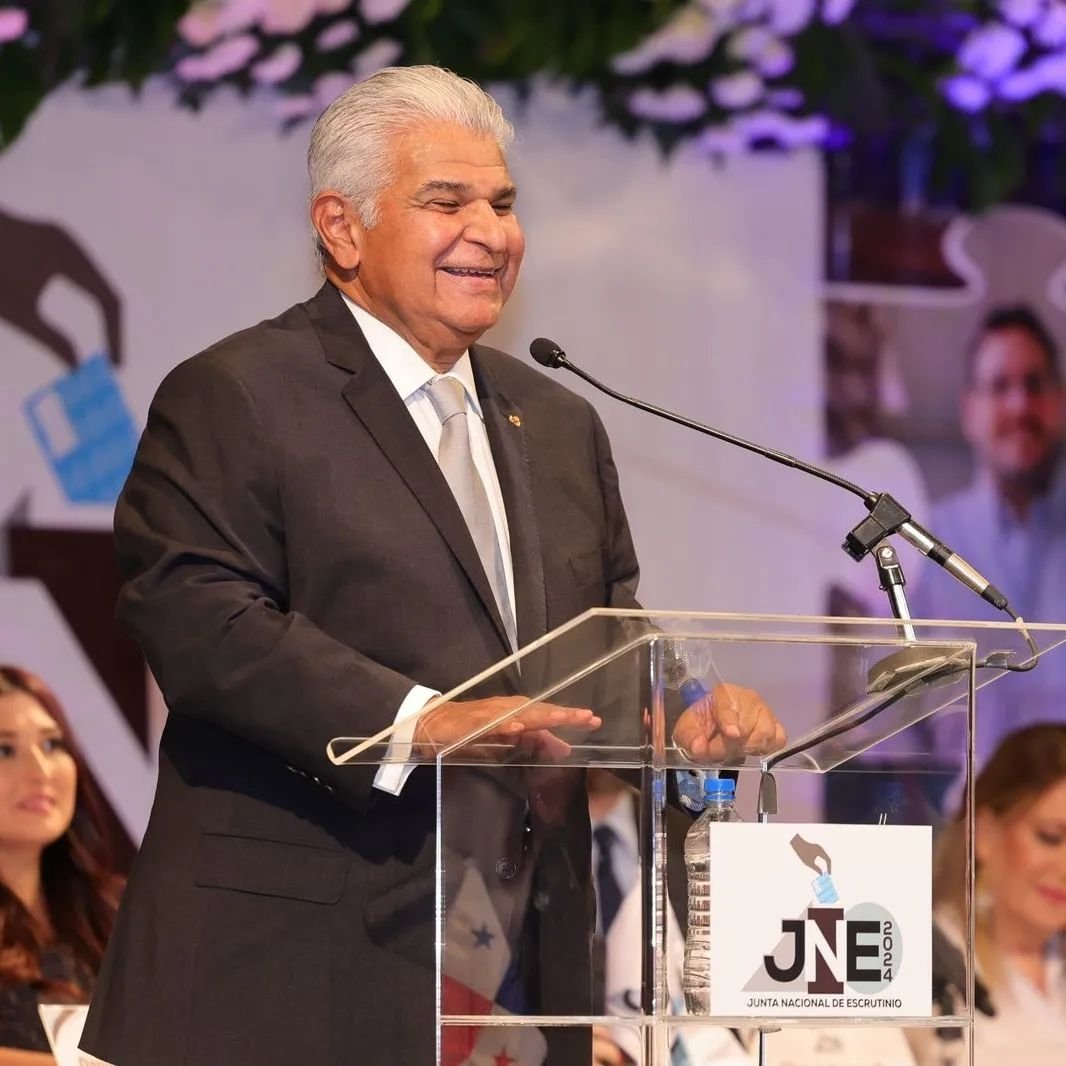 Felicidades <a href="/JoseRaulMulino/">José Raúl Mulino</a> éxitos en cada proyecto.