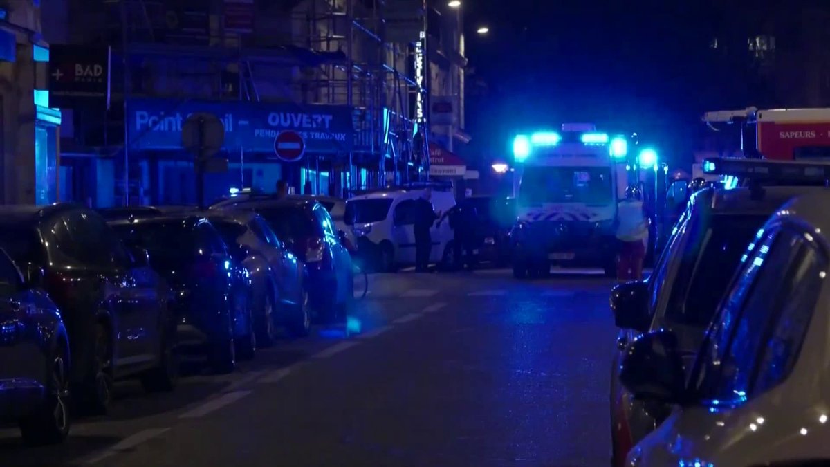 PARIS : Deux policiers ont été grièvement blessés par balle dans le commissariat du 13ᵉ arrondissement, par un homme qui s'est emparé de l'arme d'un des fonctionnaires après avoir été interpellé pour l'agression au cutter d'une femme.