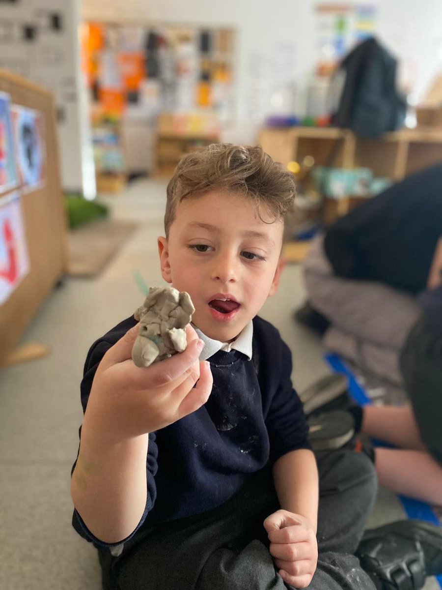 CastlewayEYFS's tweet photo. Yesterday, our Nursery School children enjoyed their first #ClayPlay session. All of the children were extremely creative and together they combined their creations to make story lines. #WeAreCreative #WeAreCastleway https://t.co/qaAunsjSIM