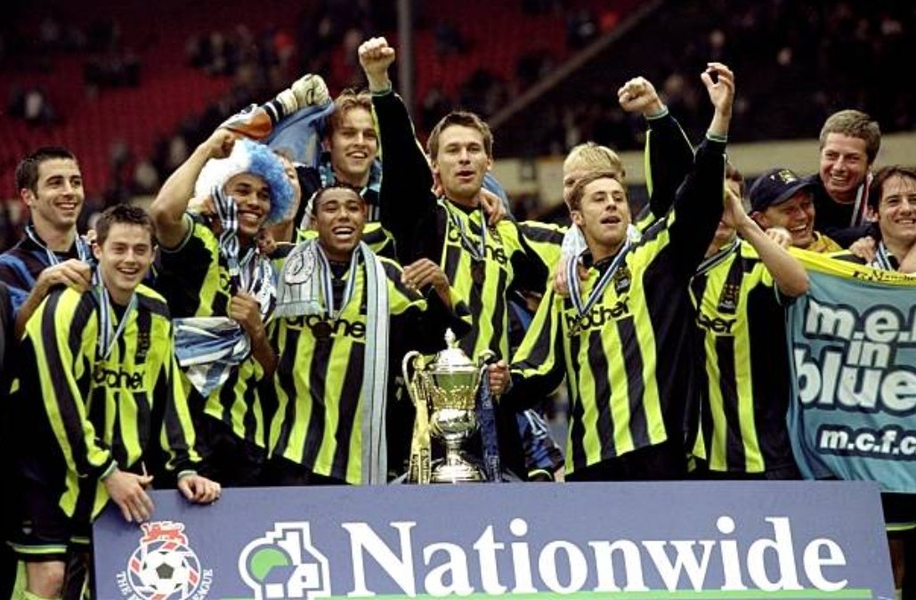 Manchester City celebrate winning their Play-off Final back in 1999 #MCFC #ManchesterCity #ManCity #Playoffs #Promotion