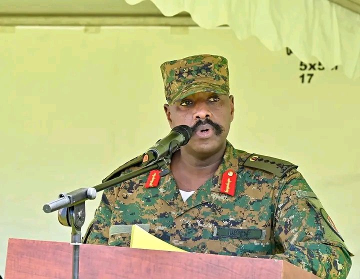 GENERAL MUHOOZI IS our next PRESIDENT.....let's join him in this struggle.... MK ARMY🙏🙏🍹💪💪💪💪💪💪🤞🏯🏯
