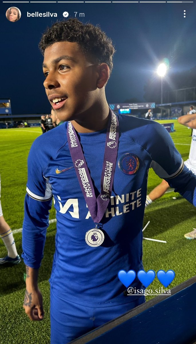 Just like his dad, Isago Silva is a winner, his just won the Premier League Super cup under 15 with Chelsea. 💙