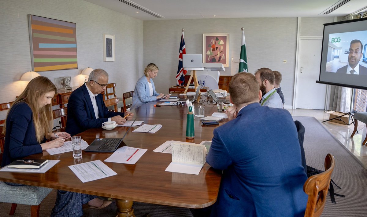 Pakistan’s strategic location, rich resources, global diaspora, and dynamic youth mean that with the right reforms, it can achieve a prosperous future. This week we have our Chief Economist, Adnan Khan, with us discussing the UK’s ongoing support for sustainable economic reforms.