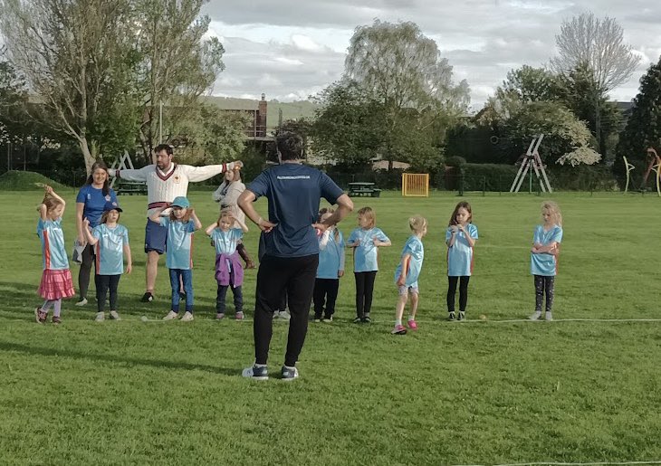 KVCC_1978's tweet photo. Our Friday Night youth training offering starts TONIGHT 😎☀️🏏
After last weeks 😢☔️, we look forward to welcoming so many local kids &amp; their families to the field &amp; (re) introducing them to cricket…and for the third year running we are FULLY BOOKED 
🏏 Refreshments available 👍 https://t.co/QTiui0uslN