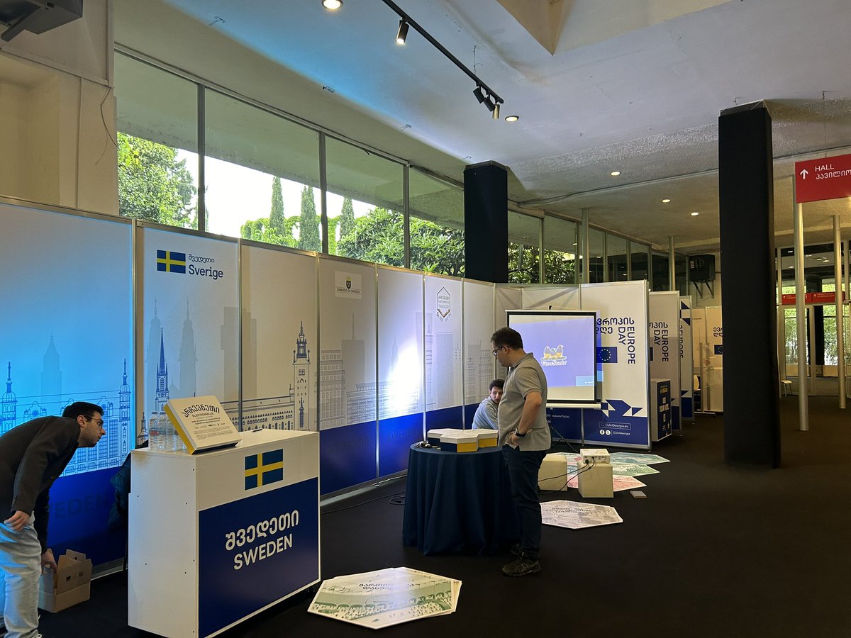 SwedeninGE's tweet photo. 🇪🇺🇸🇪🇬🇪Come &amp; join us tomorrow with your friends, families &amp; kids at Swedish⛺️, let’s have fun &amp; celebrate #EuropeDay together! Learn abt local elections
&amp; Democracy game #electionville created by #SI, presented by alumni @EGI_cso

⏰11 May, 11:00-20:00
📌Expo Georgia; pavilion #5 https://t.co/vYqiwsgHkl