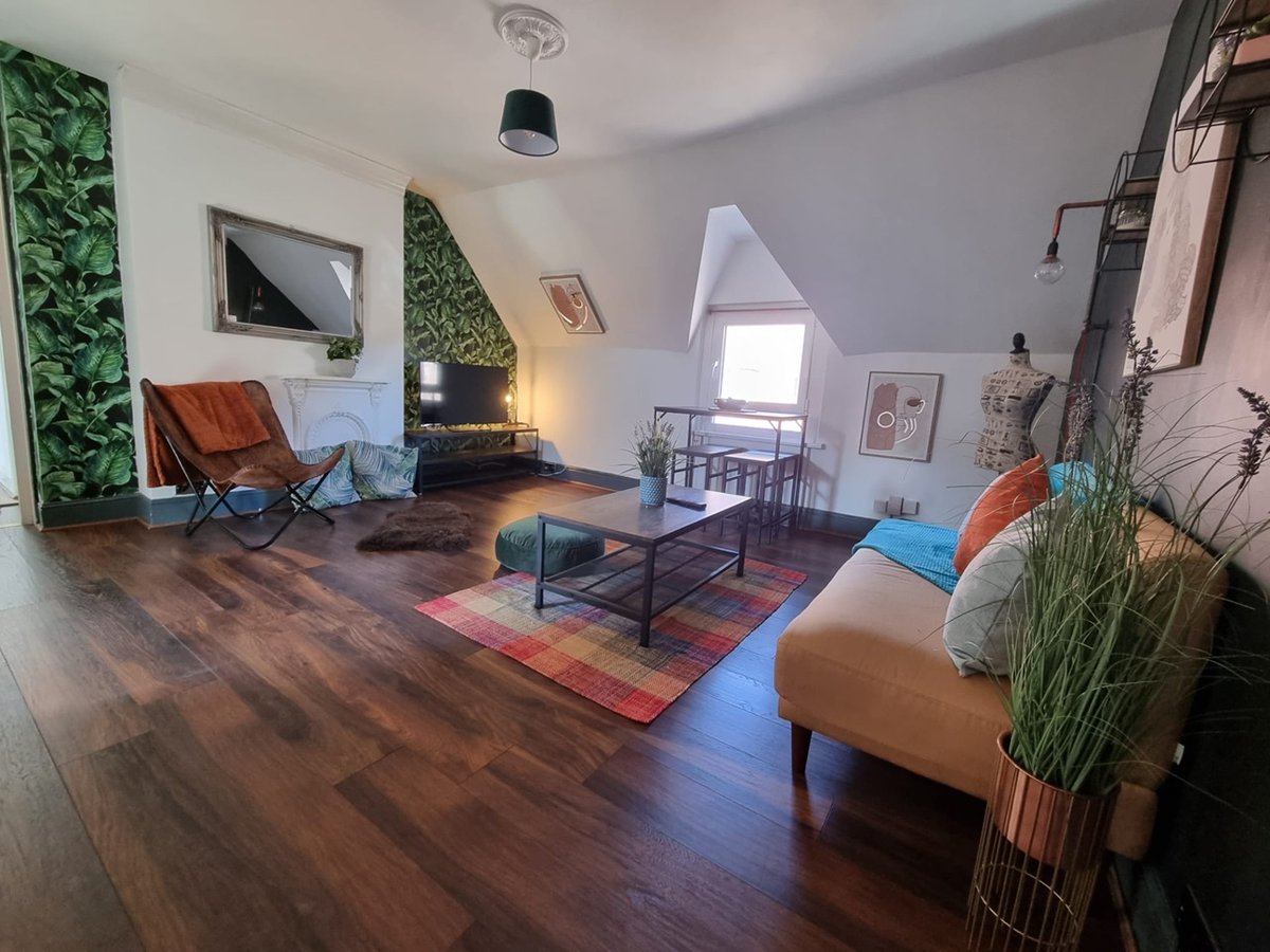 Bellamyyyy's tweet photo. Our new flat 🥵❤️ https://t.co/jQOKcBSHTs