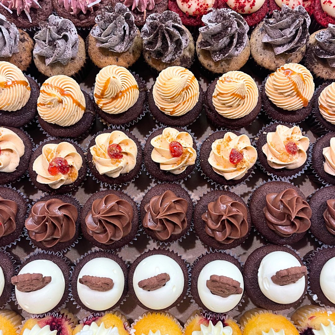spacestationAU's tweet photo. Check out these perfect cupcakes from @Littlecupcakes today, available for all our tenants to enjoy in celebration of Mother's Day at our Members Lounge.💗 https://t.co/lpaDQON7If