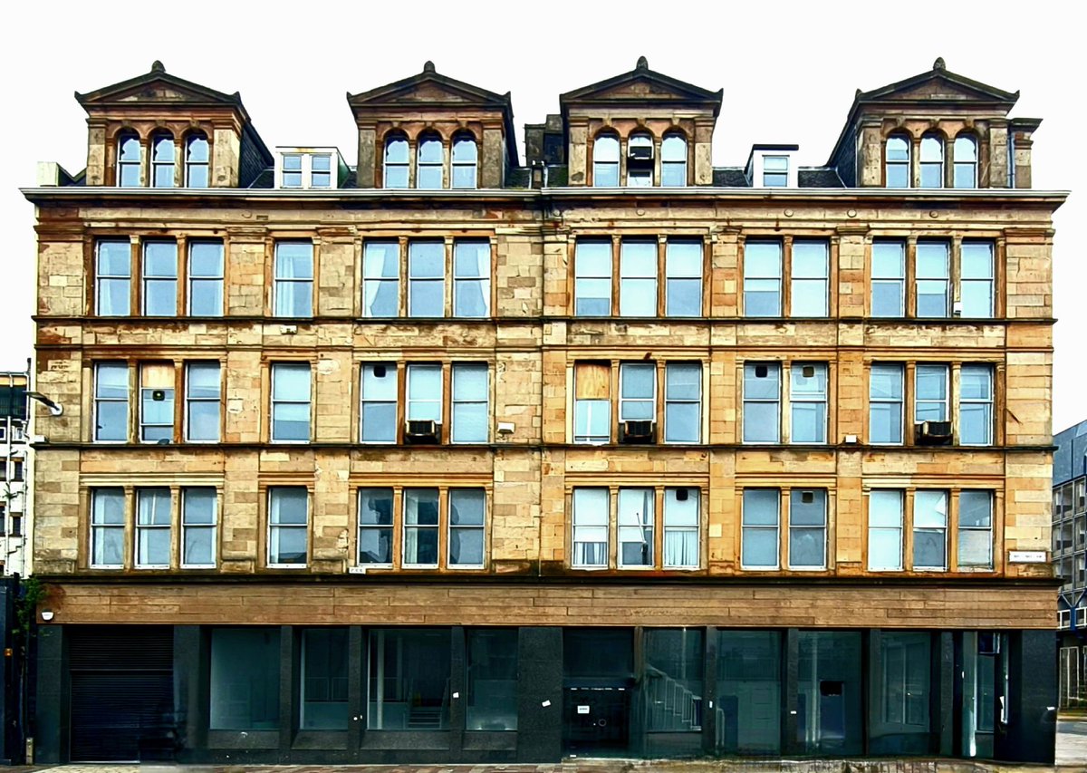 Classical style Victorian commercial building on the Broomielaw in central Glasgow. It was built in 1878 for the ship owners J. and P. Hutchison. #glasgow #architecture #glasgowbuildings #broomielaw #buildingsphotography #architecturephotography