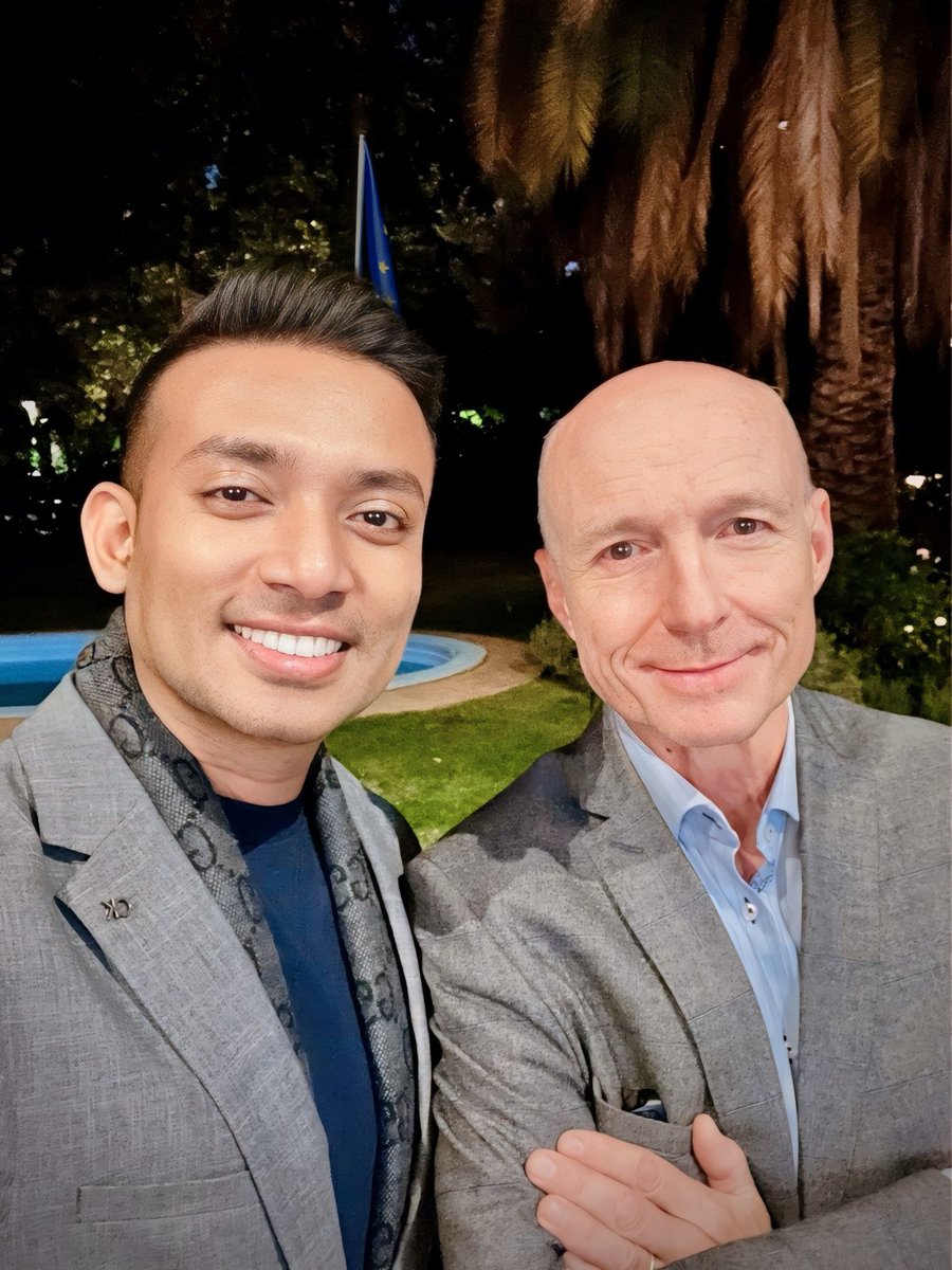 Honored by a memorable evening at the residence of Ambassador Stephan Vavrik 🇪🇺🇦🇹 in Santiago, Chile 🇨🇱. WSA Board of Directors &amp; Grand Jury celebrated our commitment to #DigitalEquity &amp; #socialchange focused on hacking #climatecrisis #socialcohesion &amp; #impactentrepreneurship