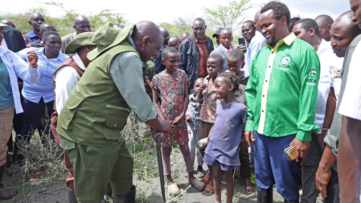 Trees are natural air purifiers, absorbing pollutants and releasing clean oxygen. By planting trees, we can improve air quality and protect human health. Let's breathe cleaner air by planting trees!#JazaMitiNaGava
Oparesheni Jaza Miti
Upanzi Wa Miti