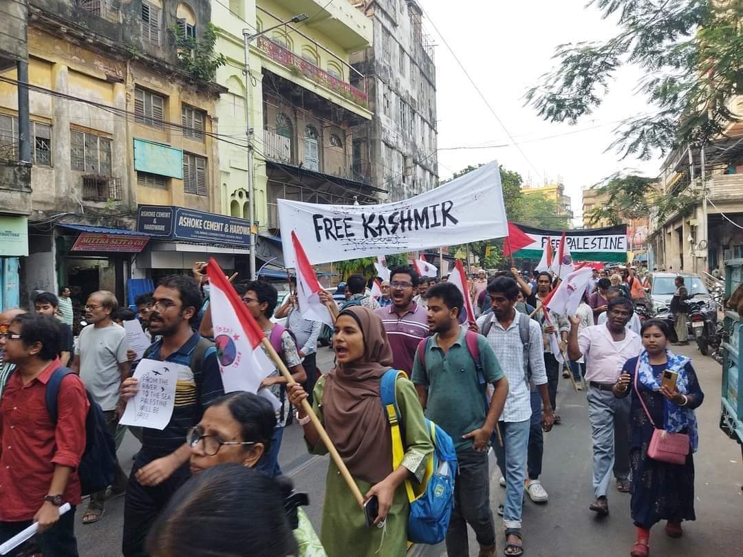 Free Kashmir....Free Palestine. This was a rally in West Bengal. Let's say thanks to them for not demanding 'Free West Bengal' for now.