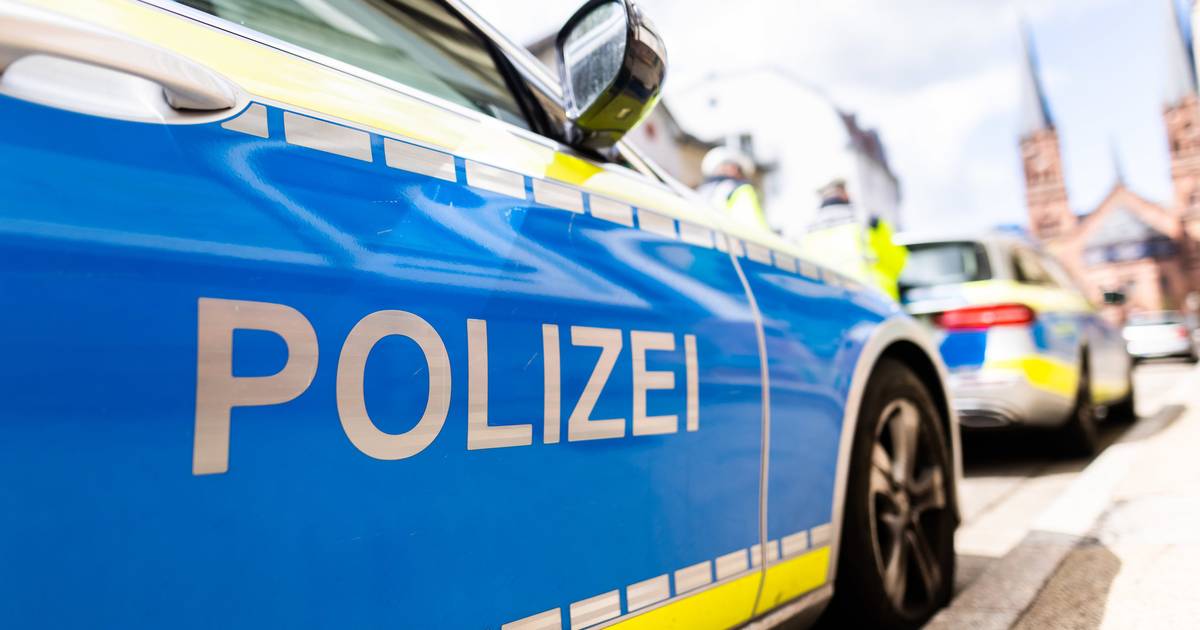 Zu einem tödlichen Verkehrsunfall kam es am Donnerstagmittag in Wincheringen. Ein 19-jähriger Motorradfahrer wurde dabei tödlich verletzt. volksfreund.de/blaulicht/winc…