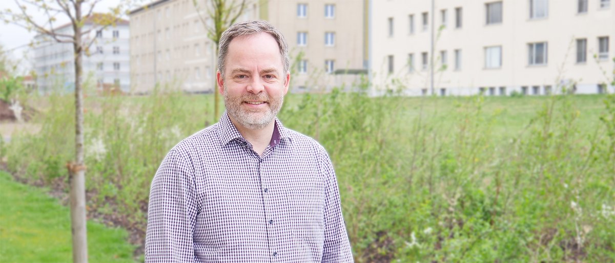 Christian Hof is head of the new Chair of Global Change #Ecology at the University of Würzburg. His research focuses on how #climatechange and human impacts affect species and ecosystems. (📷Hofmann/JMU) ▶️uni-wuerzburg.de/en/news-and-ev…