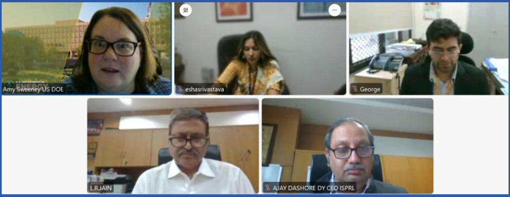 PetroleumMin's tweet image. Ms. Esha Srivastava, Joint Secretary, IC @PetroleumMin 🇮🇳 and Ms Amy Sweeney, Director, DOE, USA @ENERGY, 🇺🇸 co-chaired the Responsible Oil and Gas Pillar meeting under 🇮🇳 - 🇺🇸 Strategic Clean Energy Partnership. 
#SCEP