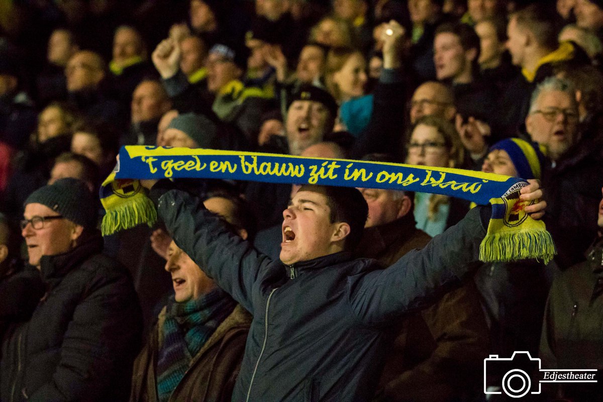 Aan het Cambuurplein is het nooit 𝓼𝓽𝓲𝓵 geweest

Cambuur Stadion
SC Cambuur

#groundhopping #groundspotting #ground #stadion #stadionautist #groundhopper #cambuur #sccambuur #cambuurstadion #scc #leeuwarden #bedanktcambuurplein #cambuurplein #floodlightfriday #floodlight