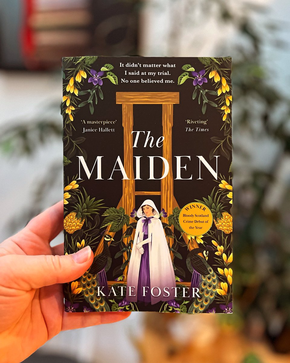 Today is my #SquadpodReview of #TheMaiden @KateFosterMedia @panmacmillan @Squadpod3 Longlisted for the @WomensPrize I can see why, this book is riveting with sharp and bold female characters, I loved it! Full review on insta ⬇️⬇️ instagram.com/p/C6xtW5JL_Xb/…