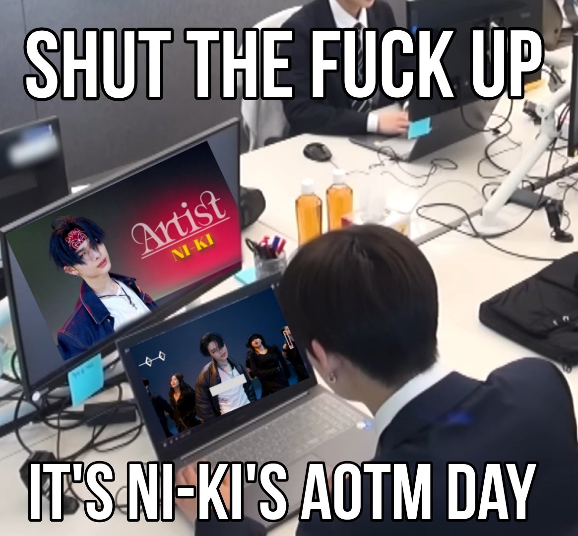 #NI_KI #ニキ #니키 #AOTM_니키 
#DEARARTISTNI_KI #ArtistOfTheMonth 

My friends: 'Are you free today?'
Me: