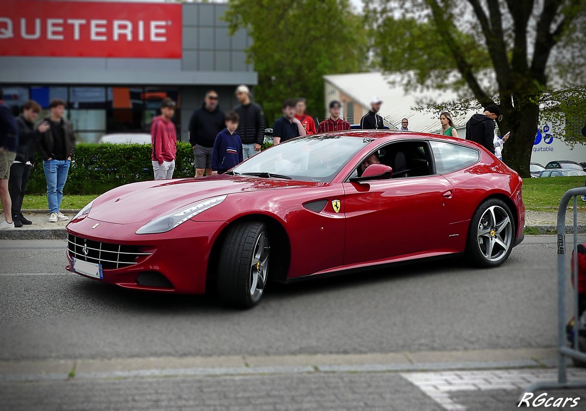 #FerrariFriday #Ferrari FF 🇮🇹