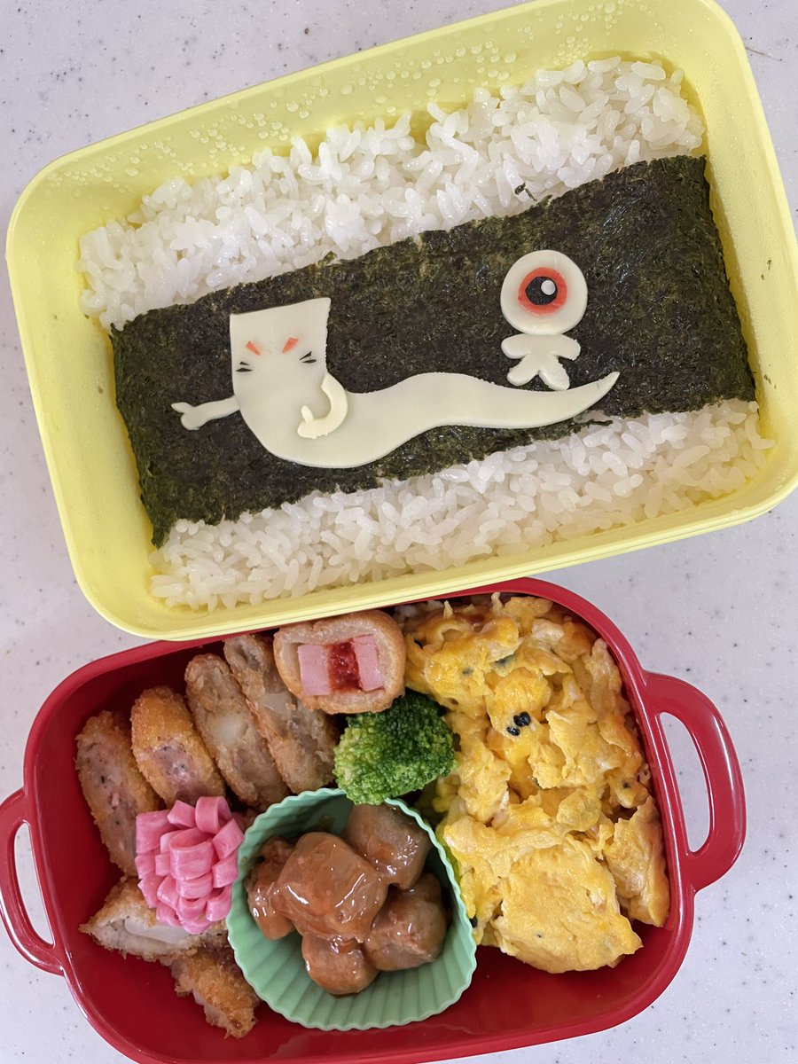 obento_to's tweet photo. #キャラ弁
#高校生弁当
#男子高校生弁当
#弁当記録
#ゲゲゲの鬼太郎
#娘がゲゲゲの謎にどハマリしている影響でこの弁当w https://t.co/SHRFIGg6mW