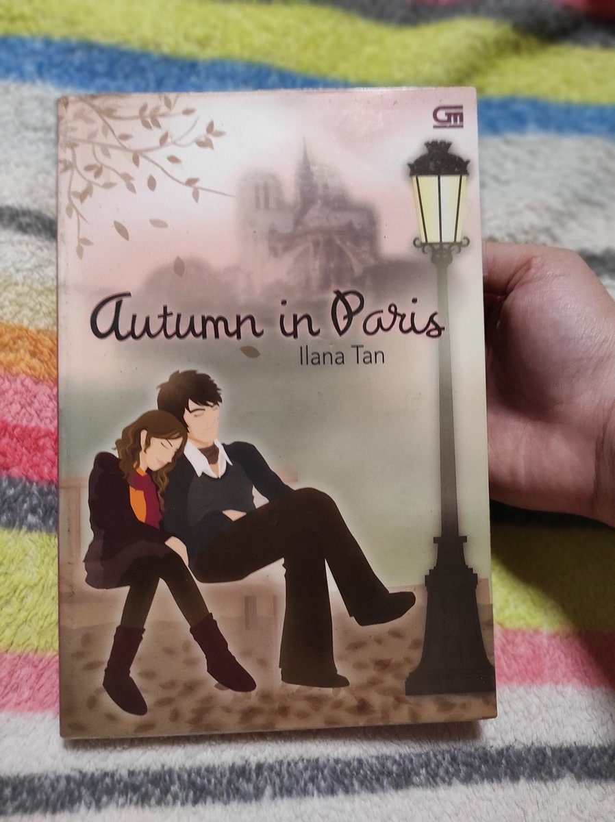 vella_itawa's tweet photo. @literarybase Masih lengkap Edisi cover pertama.. 
Dom Solo.. 
Minat bisa dm... https://t.co/O77oa2FDfO