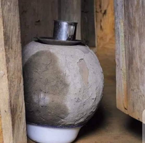 Retweet If you remember this Pot