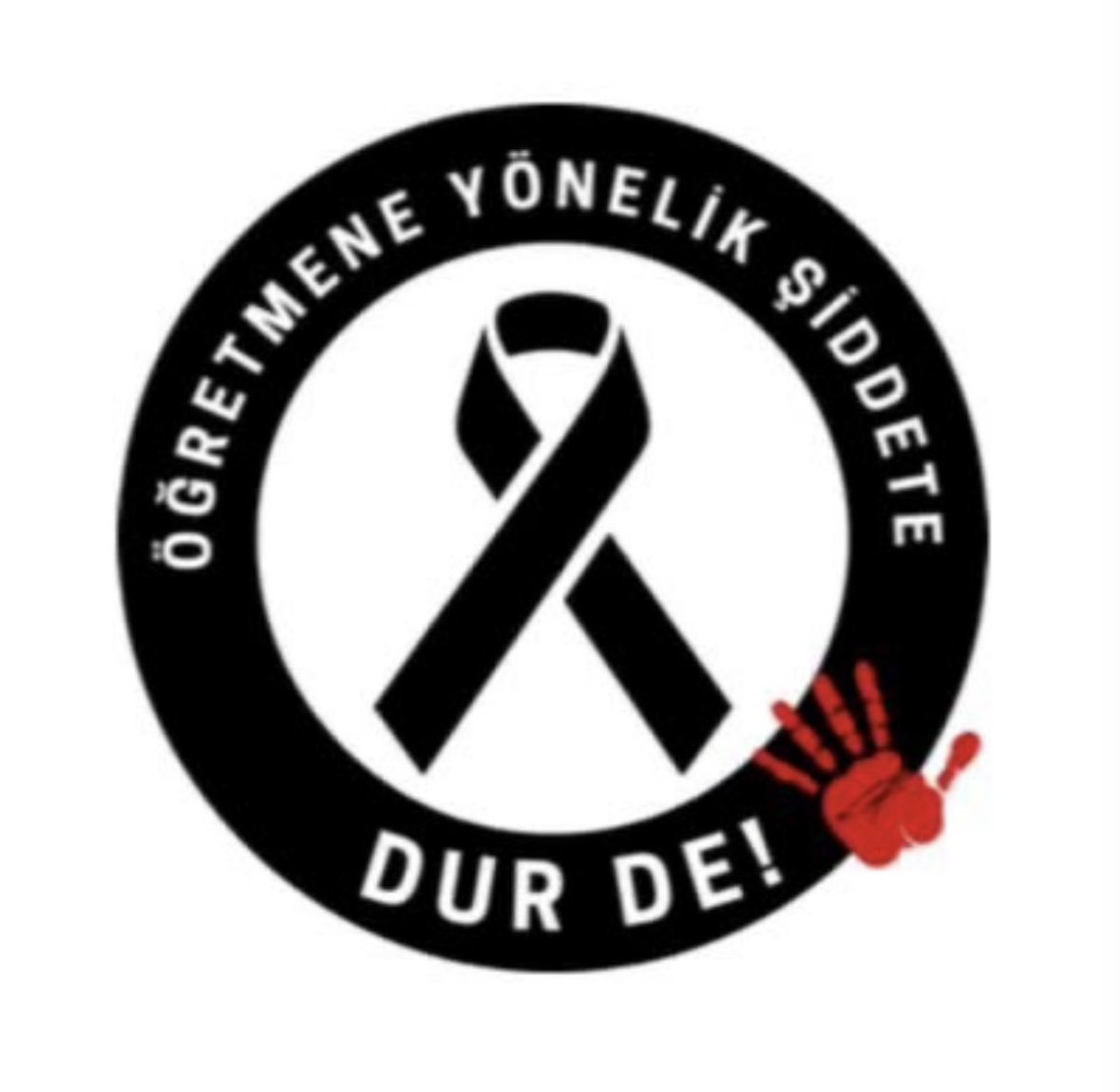 YalcinKores's tweet photo. #EgitimdeSiddeteHayır 
#EgitimdeŞiddeteHayır 
Benim adım öğretmen 🇹🇷
@yesilyurtmem44 https://t.co/AdLISum2HA