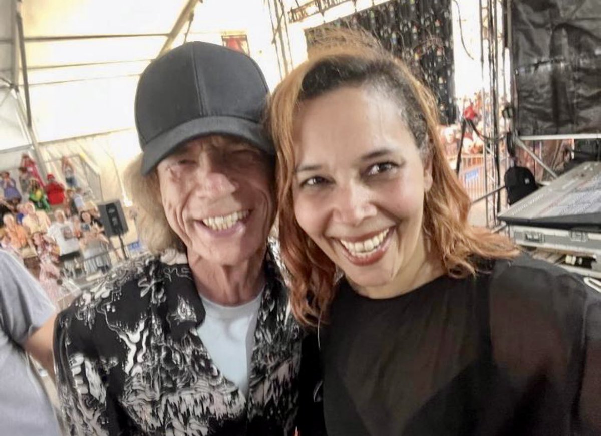 RHIANNON GIDDENS & MICK during the Jazz Festival #New Orleans 🎥🤎