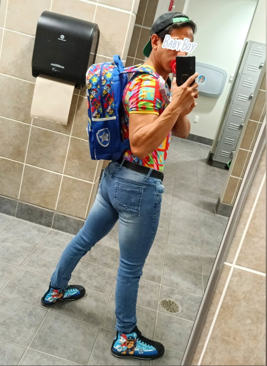 RearzDlx's tweet photo. My lucky diapee check ✅
My baby clothes ✅
Heading to the testing Center.
My Final test Biology wish me luck 😋
.
@OnesieDownunder #abdllovers #abdlcommunity #abdlfriends #abdlboys #Abdul #abdldiapers #abdlbaby #abdllifestyle #diaperboyabdl #abdlclothing #abdlhappylifestyle https://t.co/HnUqgSLYpl