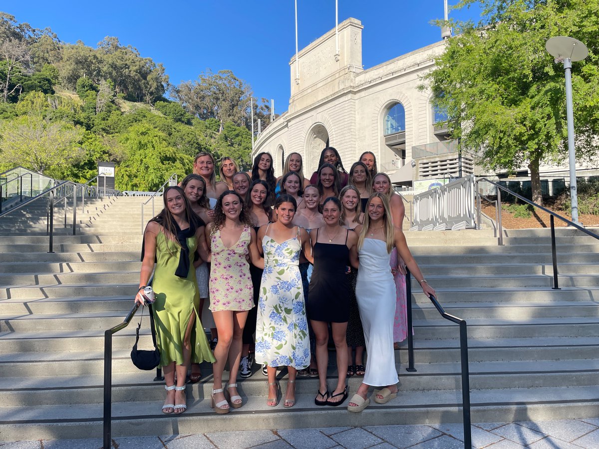 Julia Janov delivered USC's 2024 NCAA Banquet speech!
🎬: youtu.be/23gd8E76NfI
#FightOn ✌️